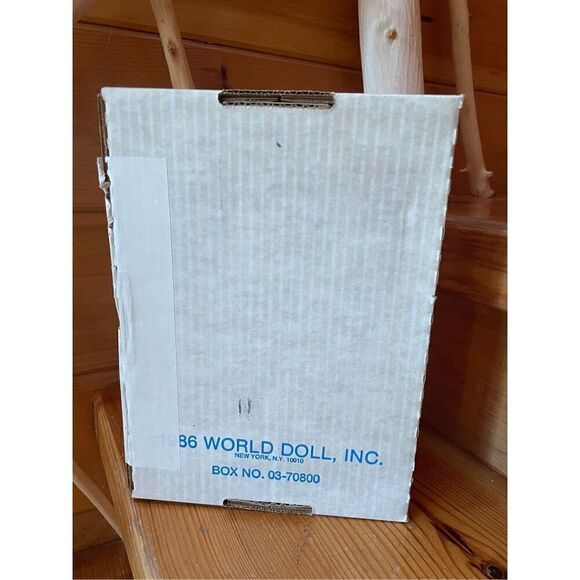 1986 World Doll Crown Princess PARIS CHIC - Picture 3 of 4